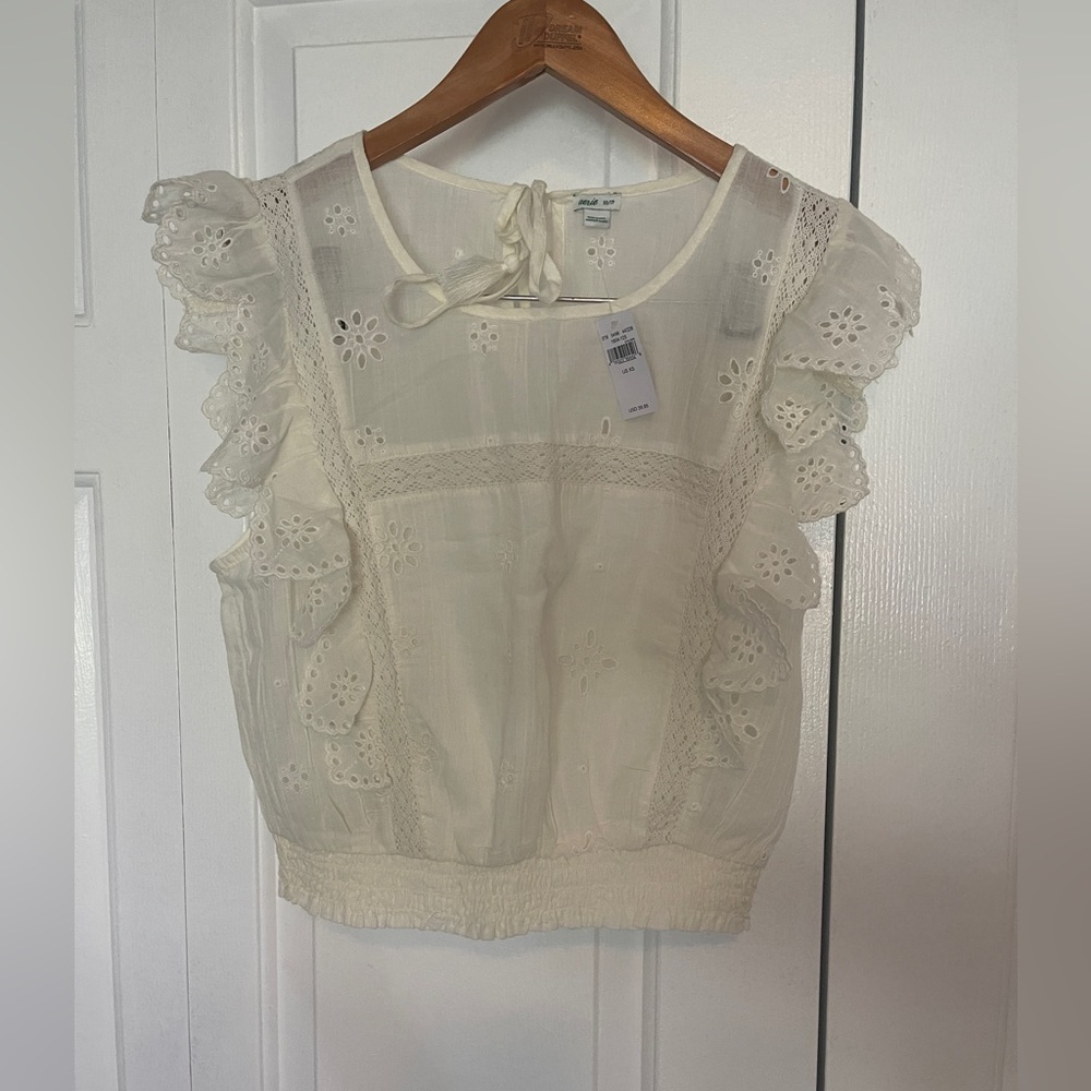 Brand new Aerie top - cream colored - size xs